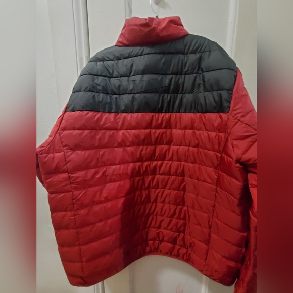 True Religion Men's Light Puffer Lightweight Jacket - Picture 3 of 4